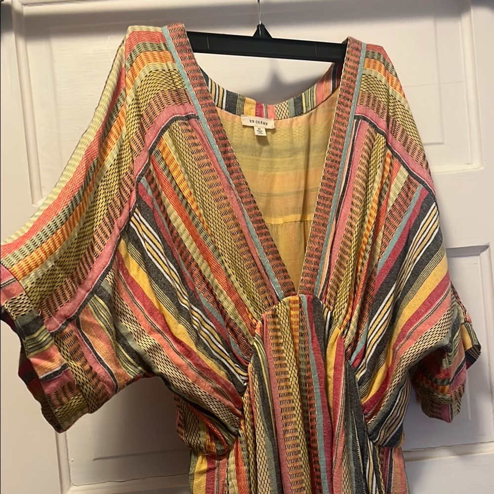 Colorful Striped Gauzy V-Neck En Creme Dress